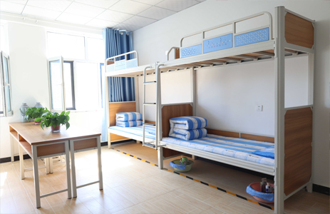 食堂掌勺的大厨